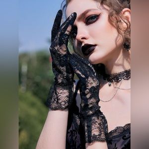 BLACK LACE FLORAL FORMAL GLOVES
